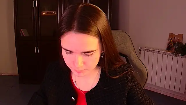 May Bloom online show from 11.05.25