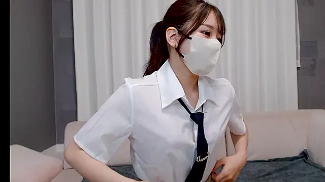 LOVE MIREI LOVE online show from 04.18.26