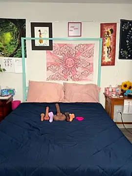 DaisyMynx online show from 11.12.25