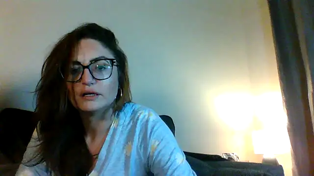 Snapshot of fatal_lover chatting on 10.25.25 fatal lover online show from 10.25.25