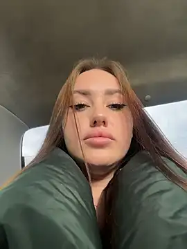 KiraSunshine online show from 04.19.26