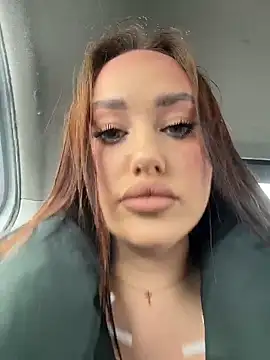 KiraSunshine online show from 04.21.26