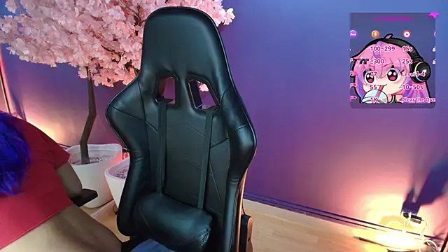 LuanEter online show from 12.14.25