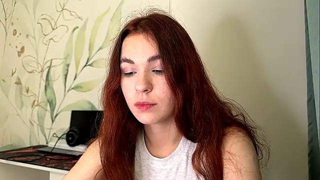 LunaAfrodita online show from 11.04.25