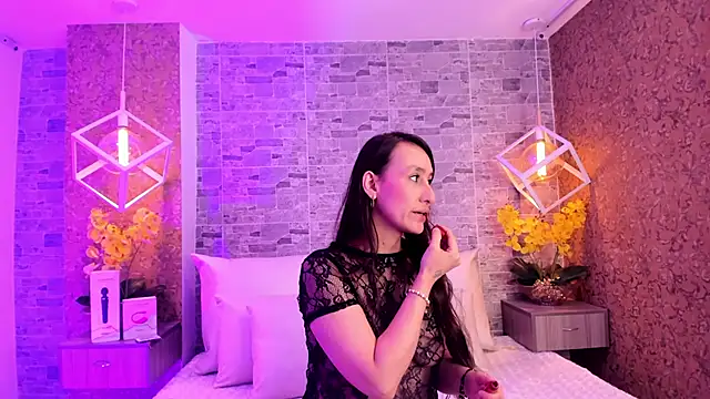 Catalina-Thompson online show from 10.24.25