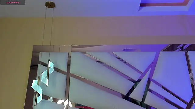 Catalina-Thompson online show from 04.18.26