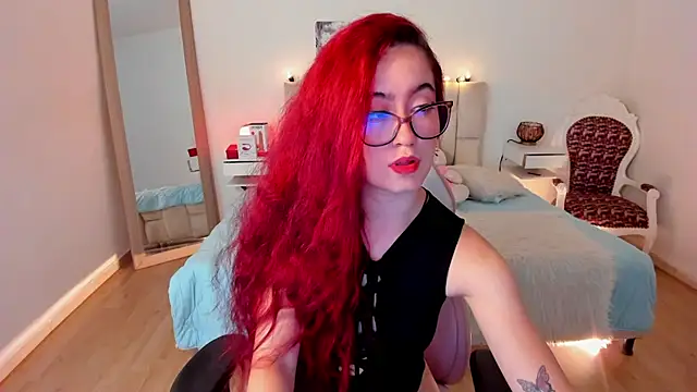 Amaraa couper1 online show from 10.19.25