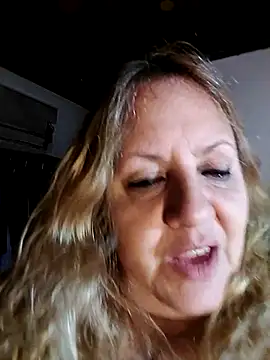 Snapshot of JennyInVegas chatting on 11.15.25 JennyInVegas online show from 11.15.25