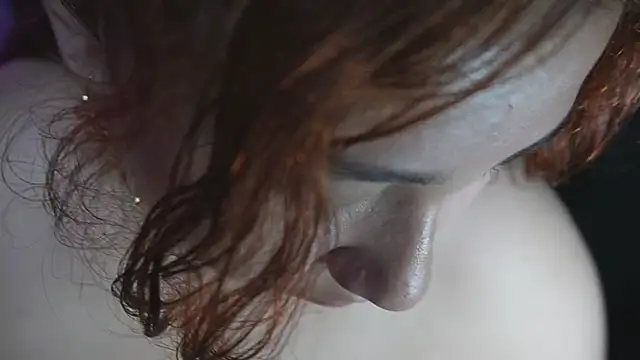 littlee red online show from 04.16.26