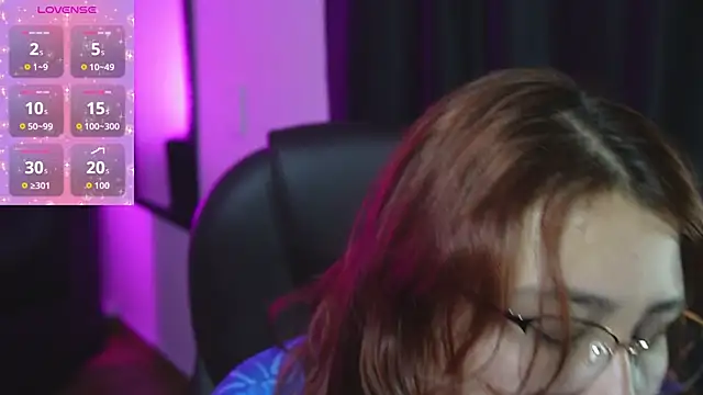 littlee red online show from 04.20.26