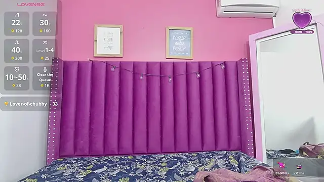 matureahomegirl online show from 12.18.25