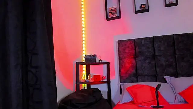 Theo Noxxx online show from 10.26.25