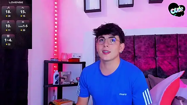 Theo Noxxx online show from 11.13.25