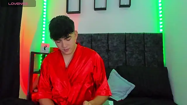 Theo Noxxx online show from 11.26.25