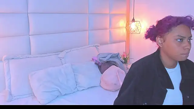 Sofia clk online show from 04.17.26