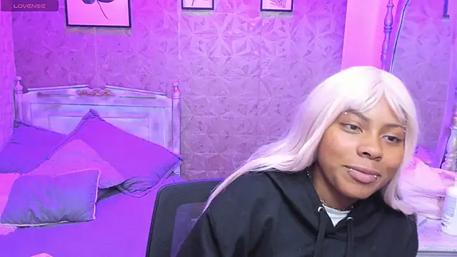 Sofia clk online show from 04.21.26