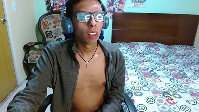 DavTwink3100 online show from 11.13.25