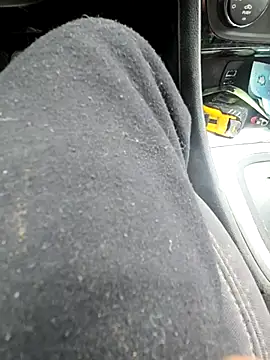 Sexecochon online show from 10.31.25