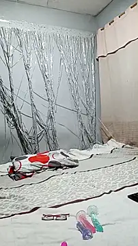 Orianabluee  online show from 11.06.25