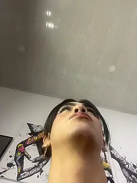 Agattha22 online show from 10.31.25