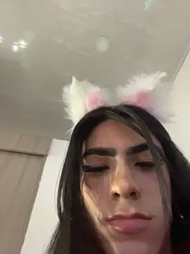 Agattha22 online show from 11.29.25