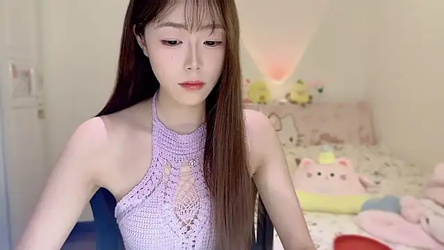 Snapshot of Onecutelittle chatting on 11.24.25 Onecutelittle online show from 11.24.25