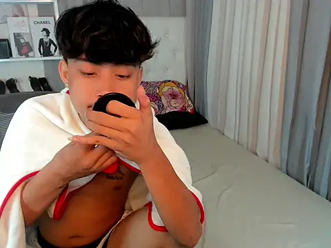 hardcocktwink online show from 01.05.26