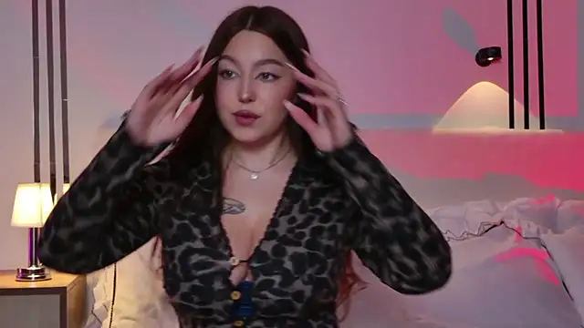  Tessa May  online show from 11.30.25