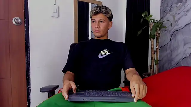 Alan-Smith1 online show from 11.11.25