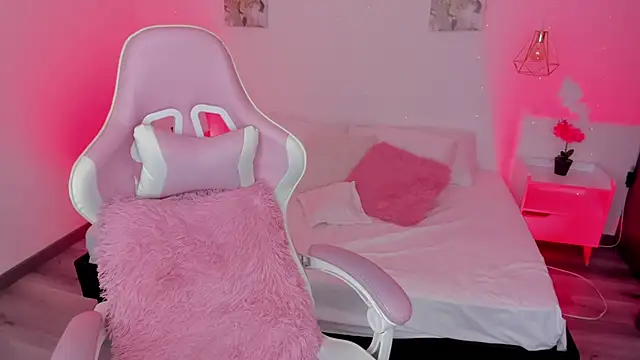 cherryvixen  online show from 11.28.25