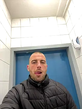 Rotteei1 online show from 11.14.25