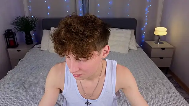 crisp1n online show from 11.15.25