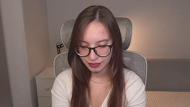WhyEmmyCry online show from 06.07.26