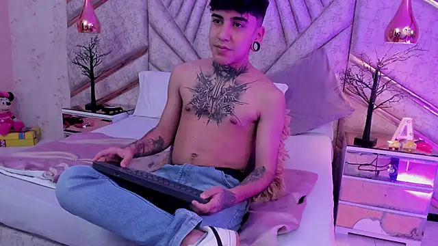 SantiOlsen online show from 12.03.25