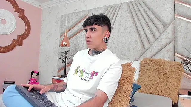 SantiOlsen online show from 12.04.25