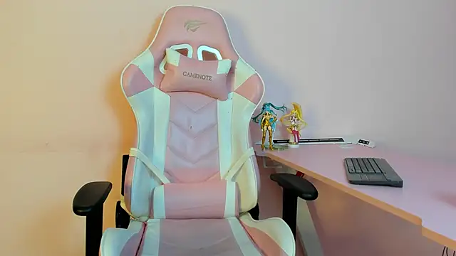 SantiOlsen online show from 12.19.25