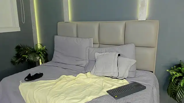 ArohomLester online show from 11.24.25