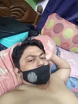 Snapshot of Raj_294000 chatting on 11.05.25 Raj 294000 online show from 11.05.25