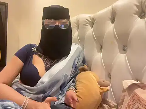 manesa1 online show from 11.16.25