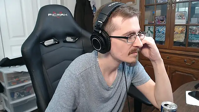 Snapshot of CasuallyCorrupt chatting on 10.27.25 CasuallyCorrupt online show from 10.27.25