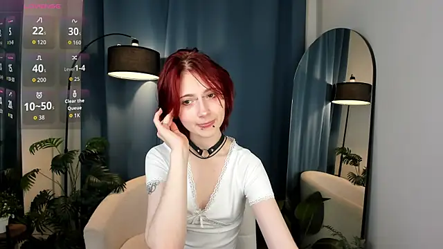 Snapshot of _L_o_r_r_y_ chatting on 11.23.25 L o r r y online show from 11.23.25