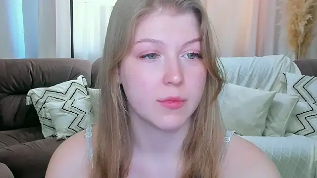 Stella Light online show from 04.06.26