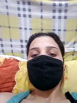 Snapshot of SandyAmr chatting on 11.02.25 SandyAmr online show from 11.02.25