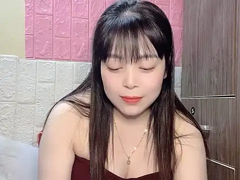 Butterfly kee online show from 12.05.25