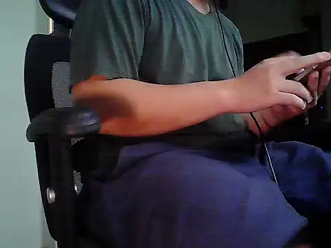 ChubOnTheInternet online show from 04.11.26