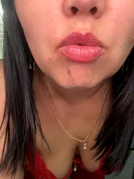 Love  Mom online show from 10.25.25