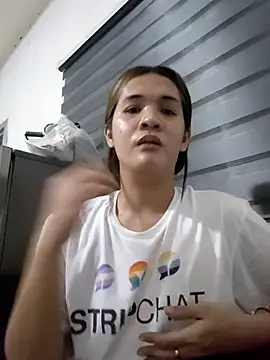 Snapshot of HornyAsianTS4u chatting on 11.01.25 HornyAsianTS4u online show from 11.01.25