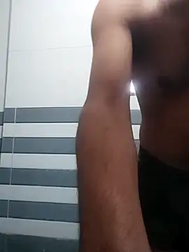 Snapshot of nick2445 chatting on 11.15.25 nick2445 online show from 11.15.25