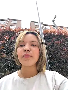 celeste 83 online show from 11.12.25