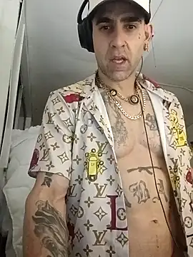 Snapshot of alphacloudGod chatting on 02.12.26 alphacloudGod online show from 02.12.26